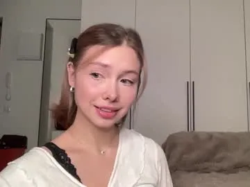 Freechat blushland on Chaturbate