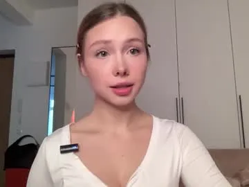 Freechat blushland on Chaturbate