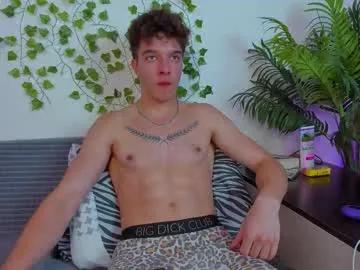 Freechat bravo_maestro on Chaturbate