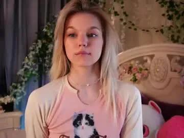 burnletitallburn — GOAL: kiss finger  <Hello everyone, I'm Elin! #bigass #18 #shy #young #new FREE CONTROL TOY IN PVT [0 tokens remaining]