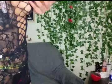 Freechat butterflybootyy on Chaturbate