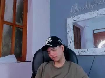 Freechat camillo_virgil on Chaturbate