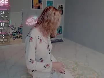 Freechat careful_i_bite on Chaturbate