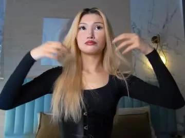 Freechat carolreeves on Chaturbate