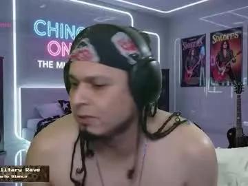 Away chinoroz on Chaturbate