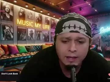 Away chinoroz on Chaturbate