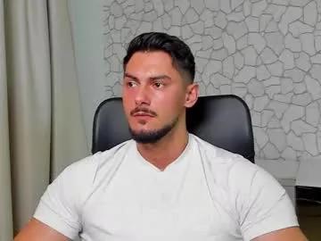 Chaturbate clintmasterss is Freechat clintmasterss — Let's heat up the room! #bigcock #cum #master #muscle #young