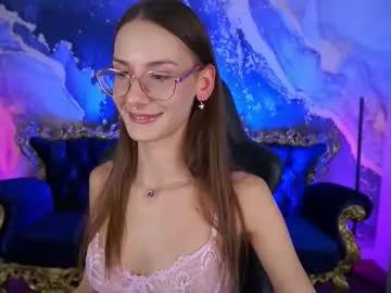 Freechat cozymell on Chaturbate