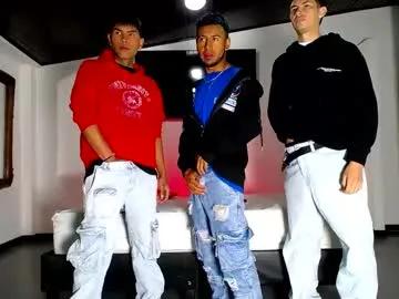 Freechat crismens on Chaturbate