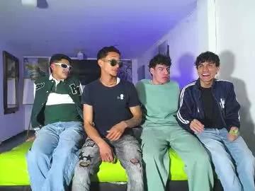 Freechat crismens on Chaturbate