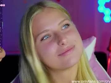 Freechat crystal_blond on Chaturbate