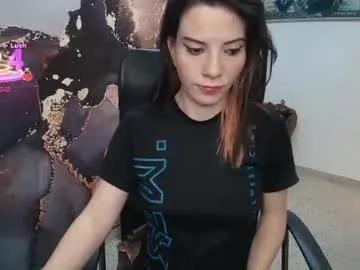 Freechat danaarey on Chaturbate