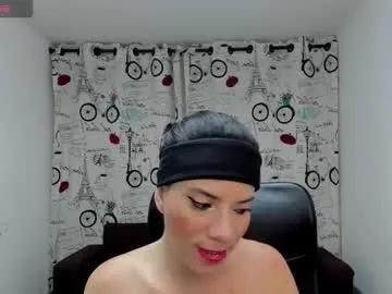 Freechat danaarey on Chaturbate