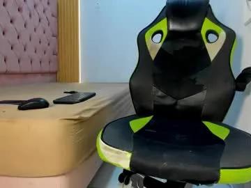 Freechat darkknightx01 on Chaturbate