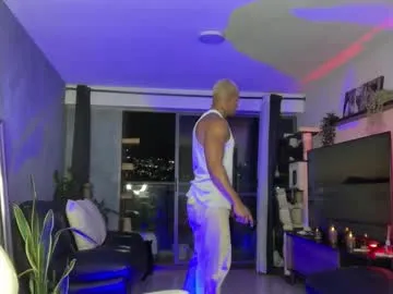 Freechat diagostone on Chaturbate