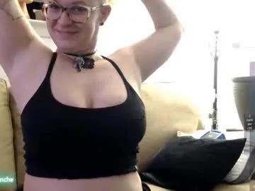 Freechat dixie_comanche on Chaturbate