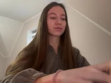 emberfamn on Chaturbate