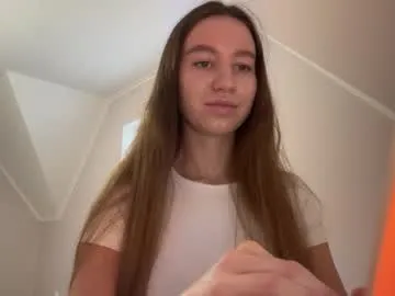 emberfamn on Chaturbate