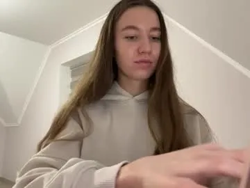 emberfamn on Chaturbate