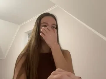 emberfamn on Chaturbate