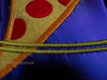 Freechat emilylittle on Chaturbate