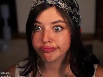 Freechat emmachoice on Chaturbate