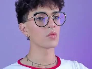 Freechat erisleon on Chaturbate