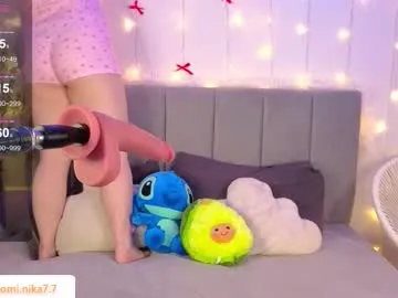 Freechat eve_pump on Chaturbate