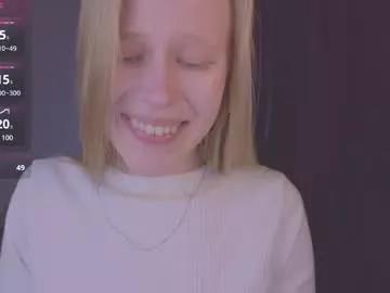 Freechat hihi_im_chloe on Chaturbate