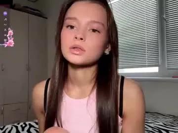 hoaarisa — Goal:Unbutton the shirt < 3 I'm Sofia your Welcome! I'm new here!   #new #shy #skinny #teen #18 [250 tokens remaining]