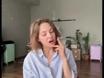 Freechat holydori on Chaturbate