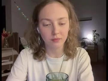 Freechat holydori on Chaturbate