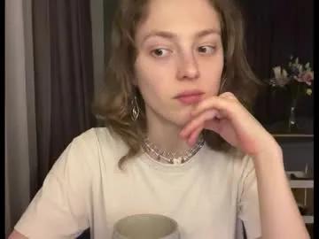 Freechat holydori on Chaturbate