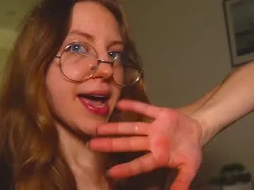 Freechat hotchillylovers on Chaturbate