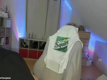 Freechat ilucyme on Chaturbate