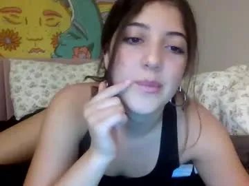 Freechat italiankittyx on Chaturbate