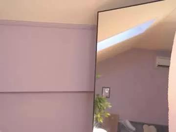 Freechat jjennnyy on Chaturbate