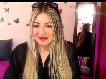 Freechat jolie_mature_ on Chaturbate