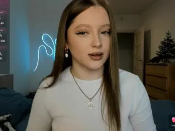 Freechat ju_lii on Chaturbate