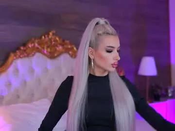 Freechat juicy_jessye on Chaturbate