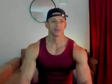 Away kale_tomson on Chaturbate