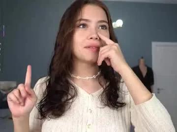 Freechat kissiekat on Chaturbate