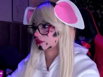 Freechat kitty_gang on Chaturbate