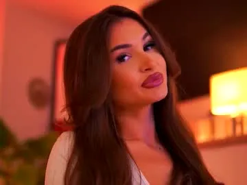 Freechat kyssaraplay on Chaturbate