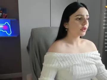 lia_lil — GOAL: Topless 10 minutes [387 tokens remaining] fav patterns 45,66,111,200,1000 #puffynipples #bigboobs #new #teen #bigass