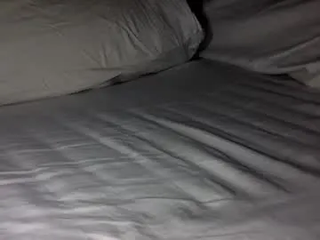 Freechat lil_i on Chaturbate