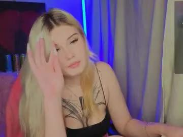 lilhornyprincess on Chaturbate 