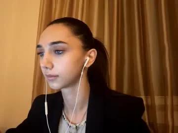 Freechat lilihalvorsen on Chaturbate