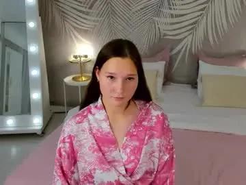 lilithgloww — Slaps ass 5 times #shy #smalltits #natural #cute #skinny [171 tokens remaining]