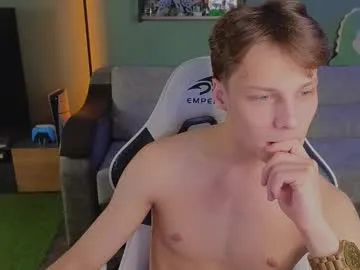 lilteddyboy on Chaturbate